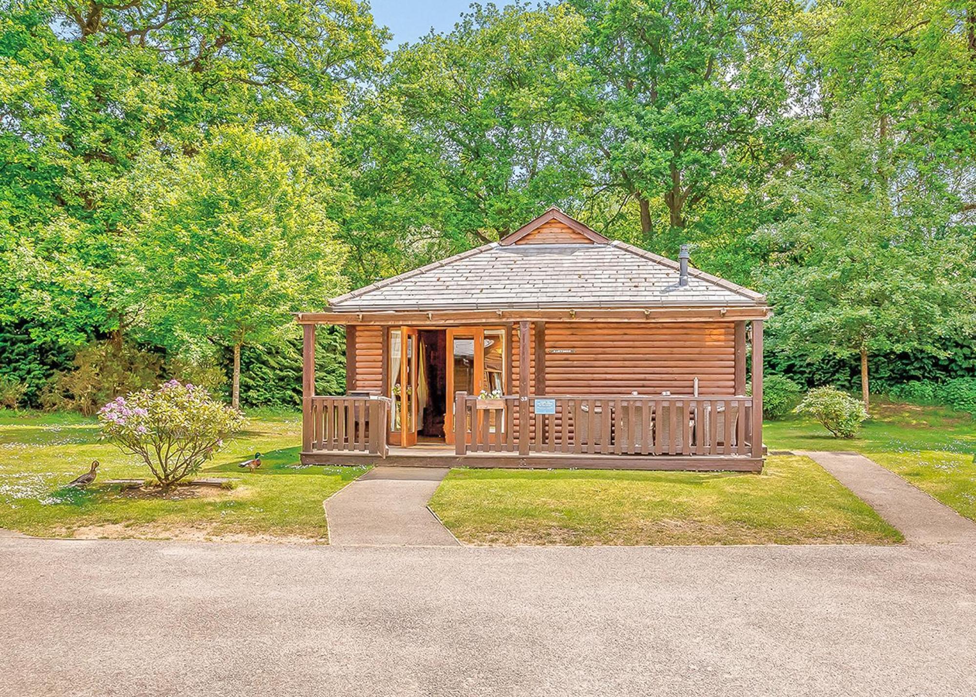 Vakantiepark Tilford Woods Retreat *
